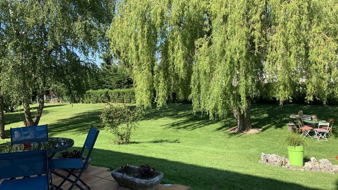 Photo of Outdoor in Saint-Etienne-en-Bresse