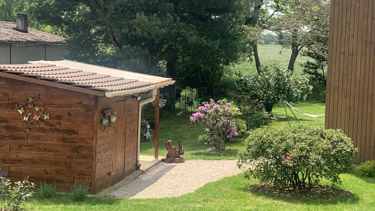 Photo of Outdoor in Saint-Etienne-en-Bresse