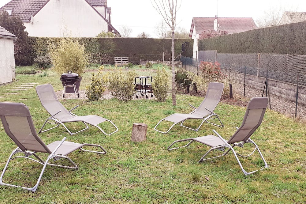 Photo of Outdoor in Champs-sur-Yonne