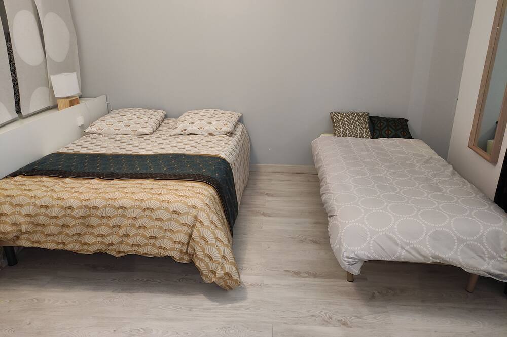 Photo of Bedroom in Avallon