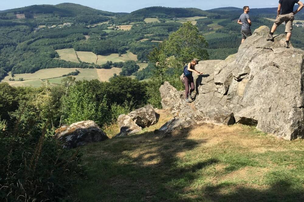 Photo of Others in Avallon