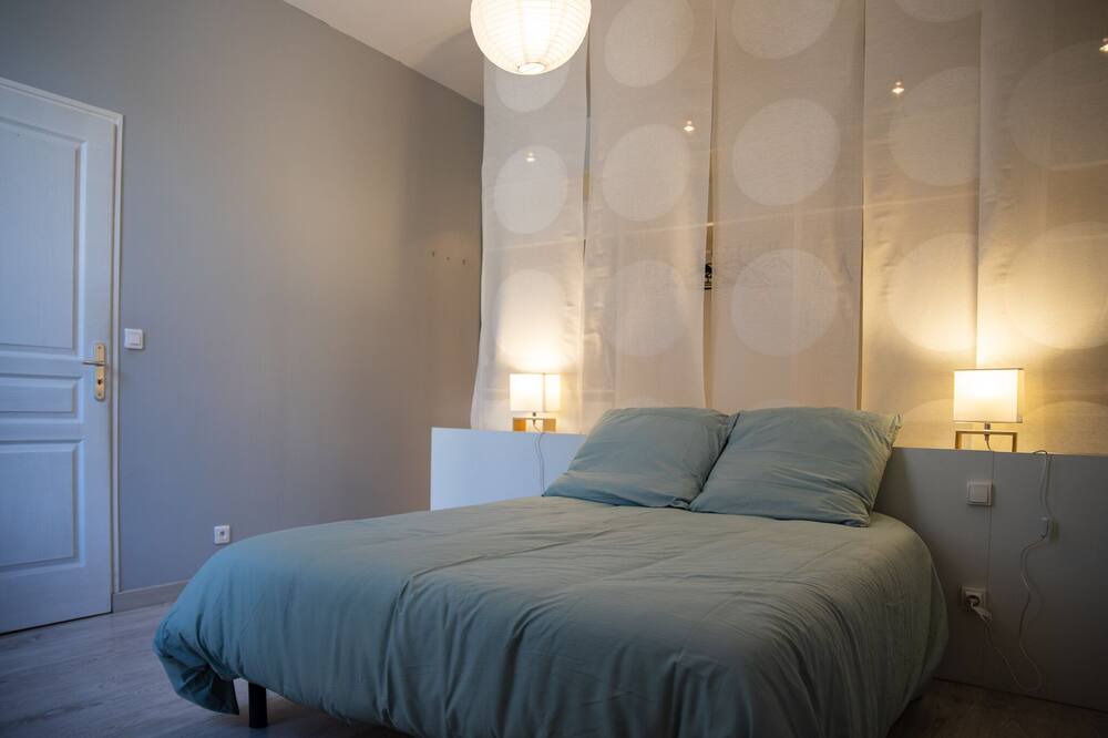 Photo of Bedroom in Avallon