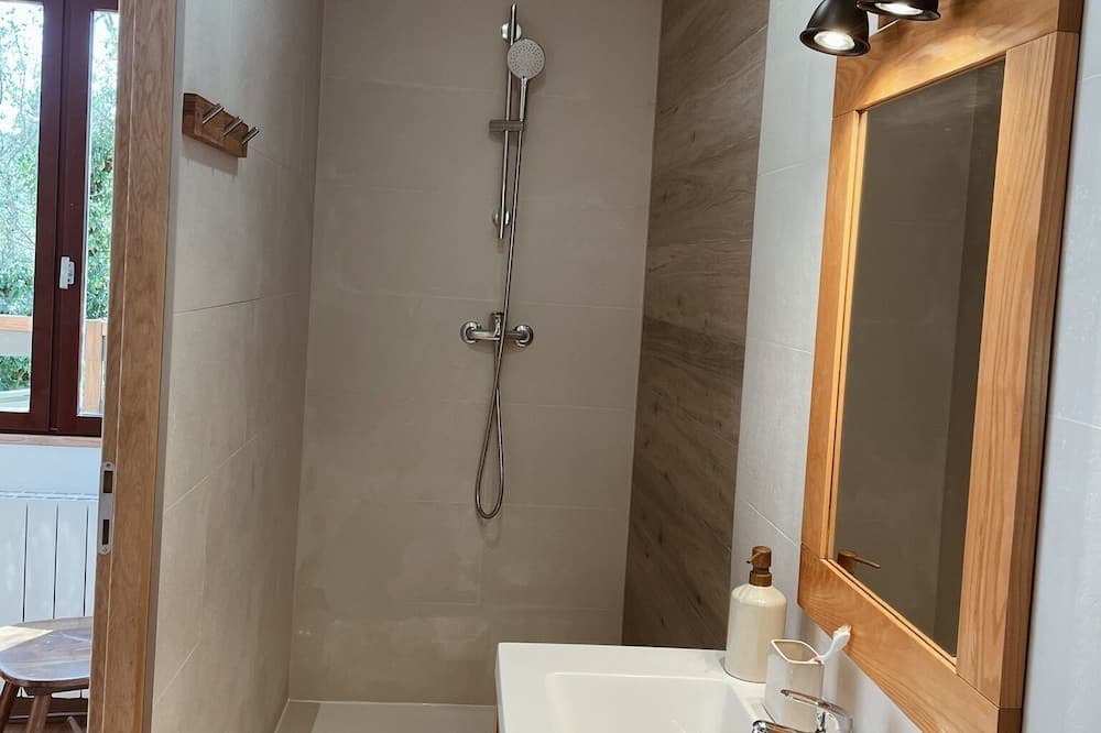 Photo of Bathroom in Chenecey-Buillon