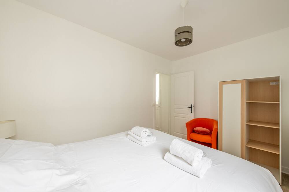 Photo of Bedroom in Chatillon
