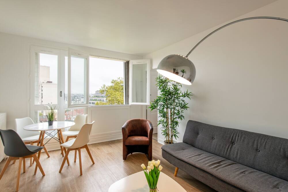 Photo of Livingroom in Chatillon