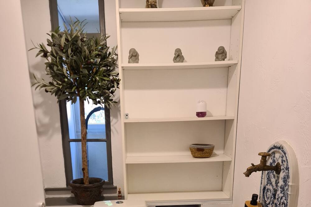 Photo of Bathroom in Velorcey