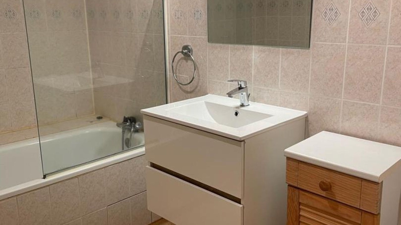 Photo of Bathroom in Valuejols