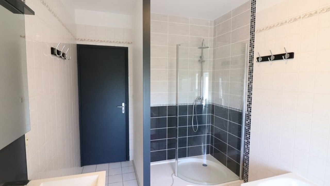 Photo of Bathroom in Ussel