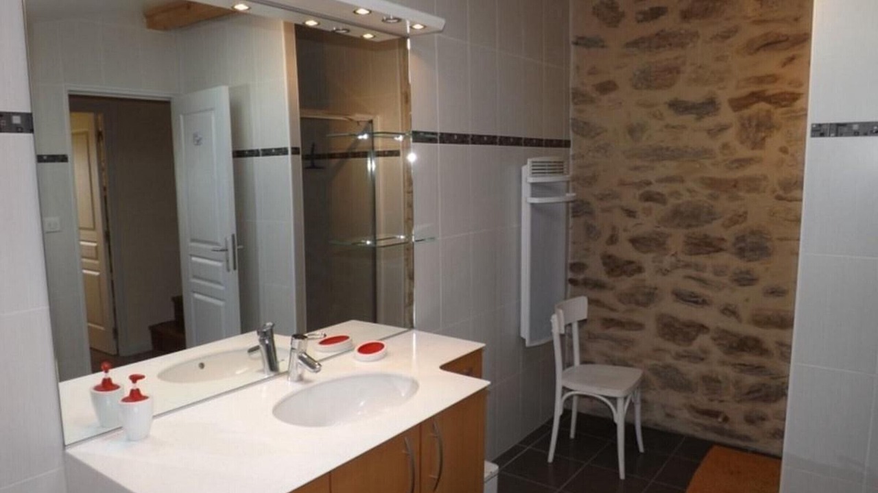 Photo of Bathroom in Anglards-de-Saint-Flour