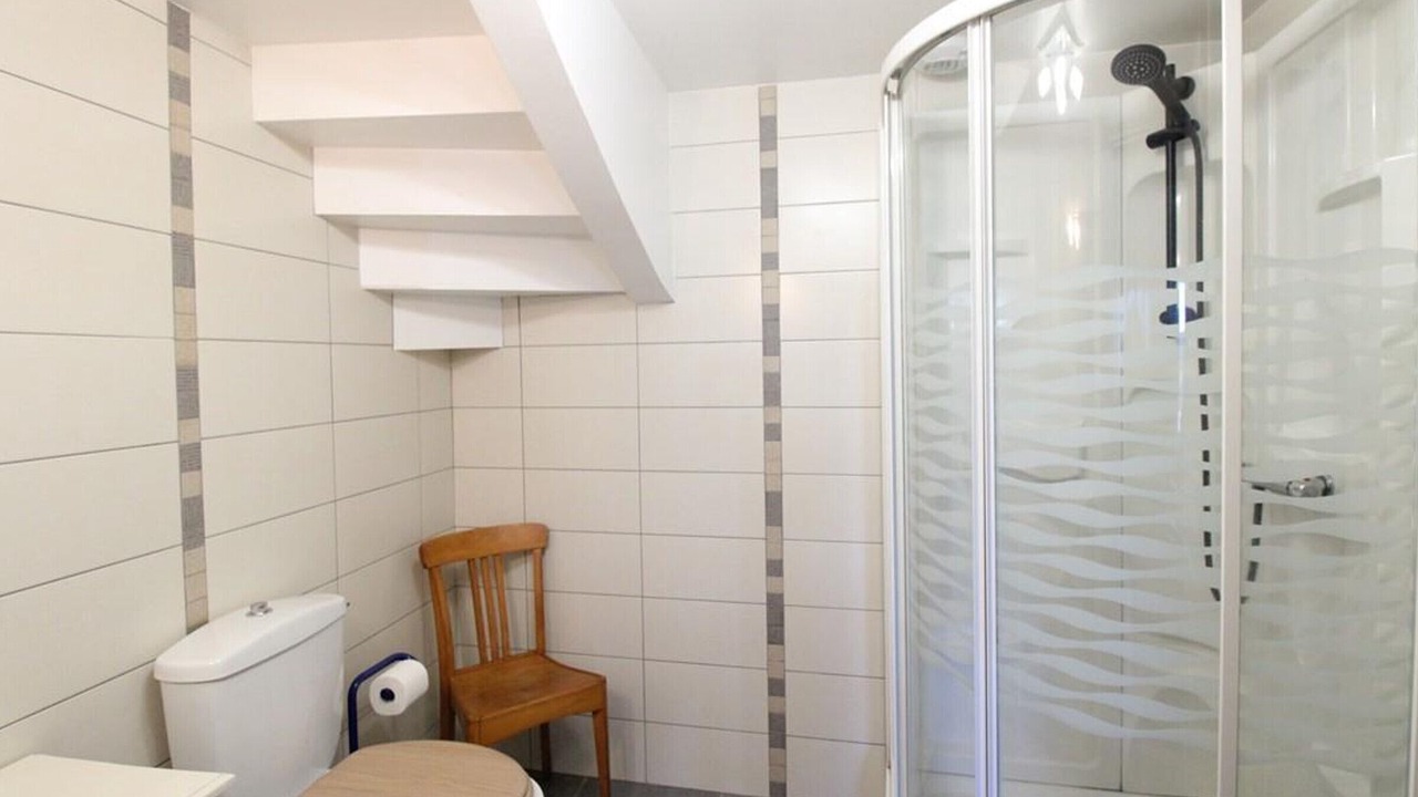 Photo of Bathroom in Valuejols