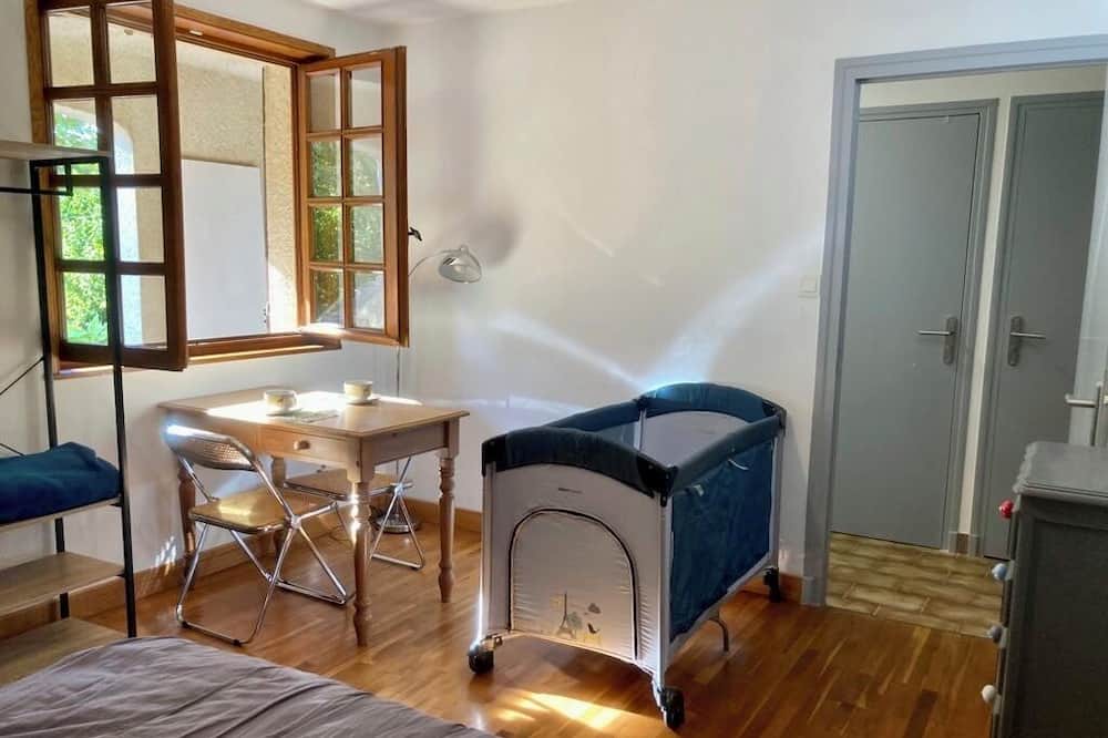 Photo of Bedroom in La Roche-Vineuse