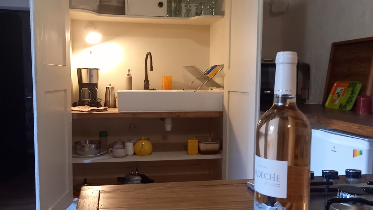 Photo of Kitchen in Vesseaux