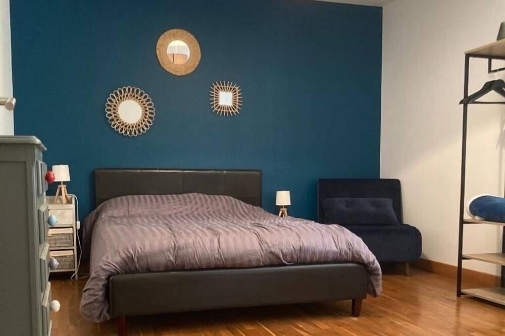 Photo of Bedroom in La Roche-Vineuse
