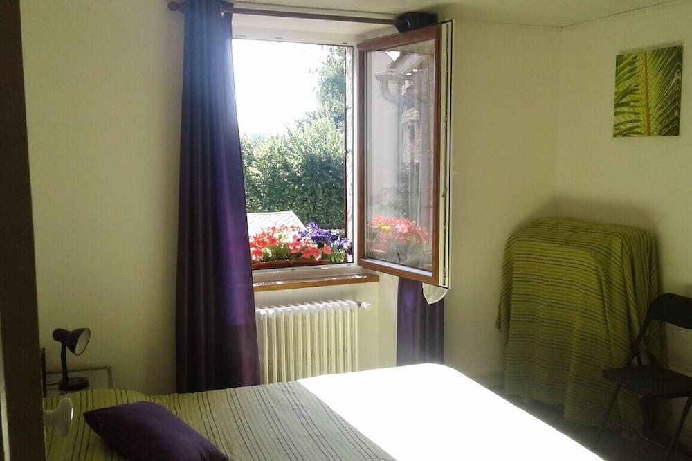 Photo of Bedroom in Aumont-Aubrac