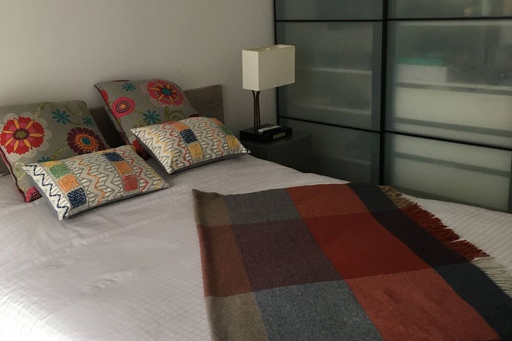 Photo of Bedroom in Chatenay-Malabry