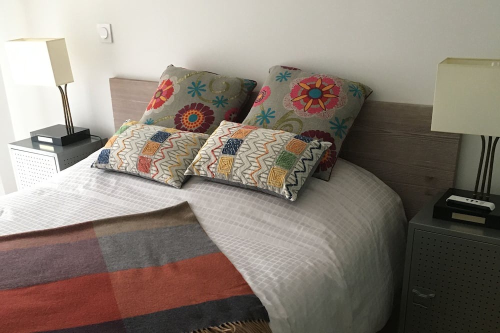 Photo of Bedroom in Chatenay-Malabry