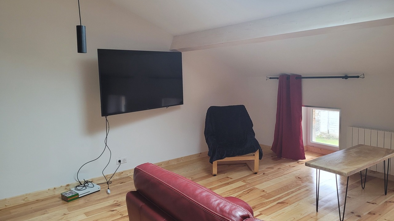 Photo of Livingroom in Saint-Amant-Roche-Savine