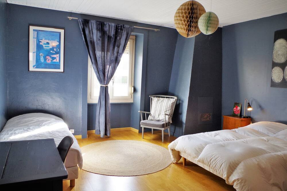 Photo of Bedroom in Montferrand-le-Chateau