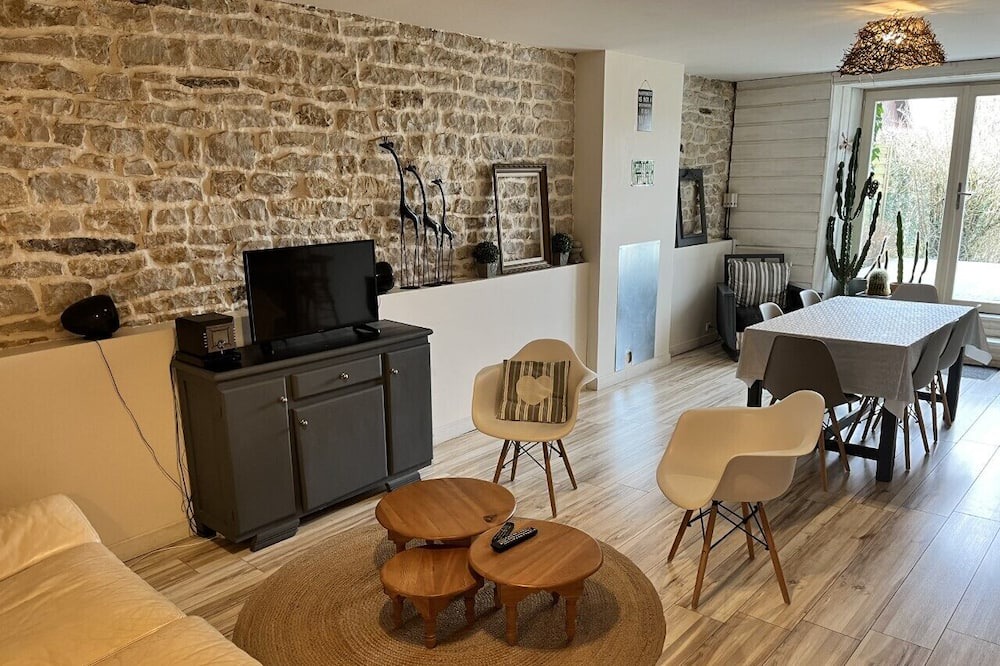 Photo of Others in Montferrand-le-Chateau