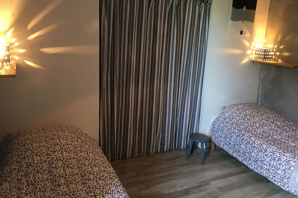 Photo of Bedroom in Montferrand-le-Chateau
