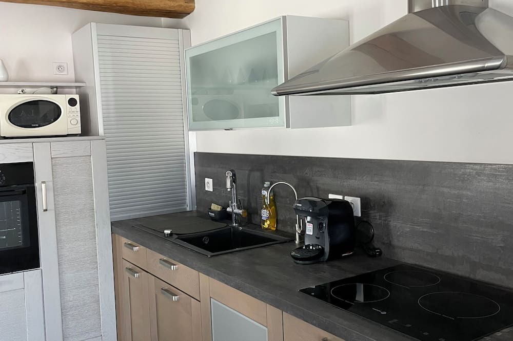 Photo of Kitchen in Saint-Just-la-Pendue