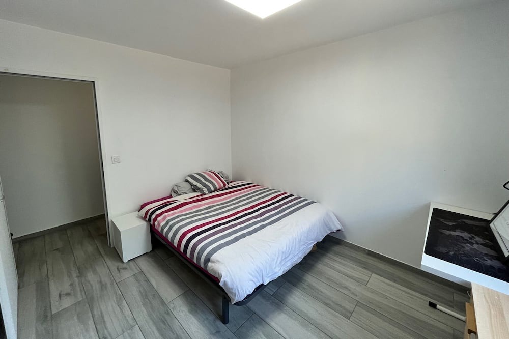 Photo of Bedroom in Soyons