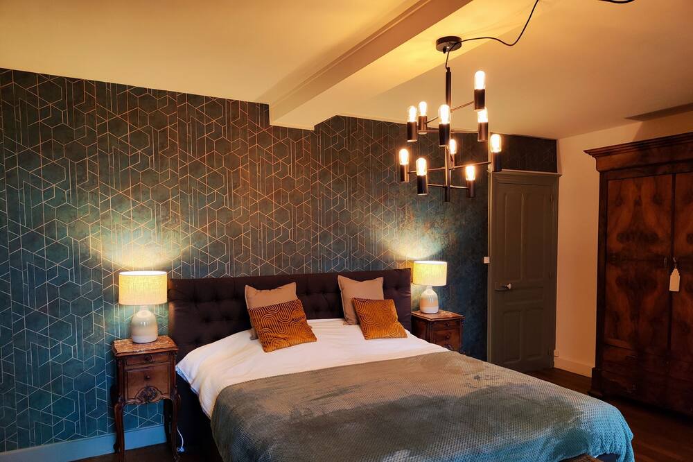 Photo of Bedroom in Melay