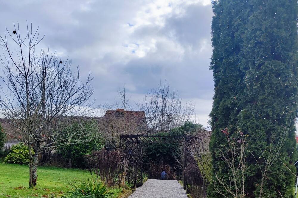 Photo of Outdoor in Melay