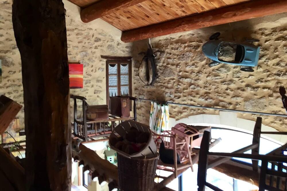 Photo of Livingroom in Richerenches