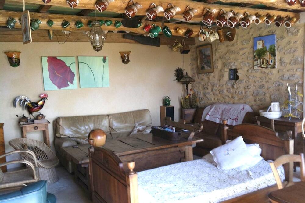 Photo of Livingroom in Richerenches
