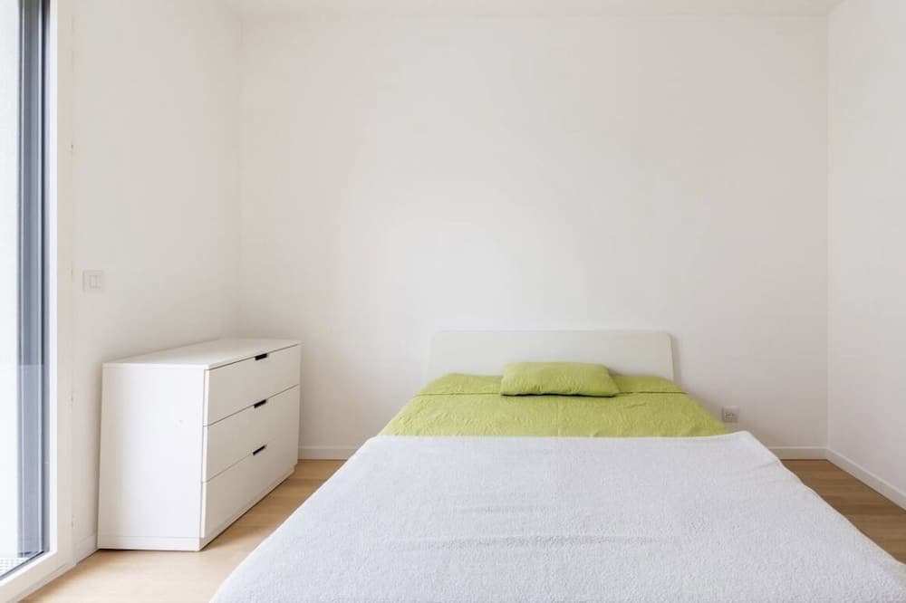 Photo of Bedroom in Chatenay-Malabry