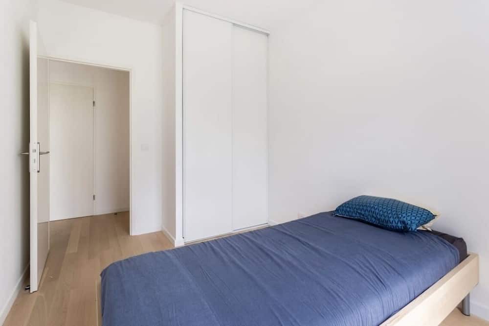 Photo of Bedroom in Chatenay-Malabry