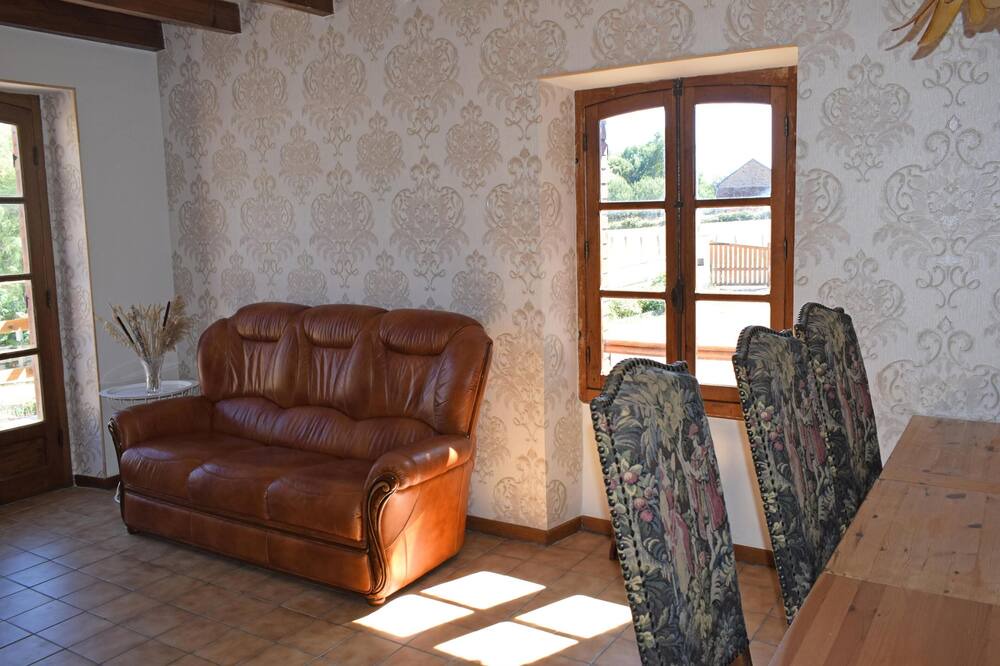 Photo of Livingroom in Marcheseuil