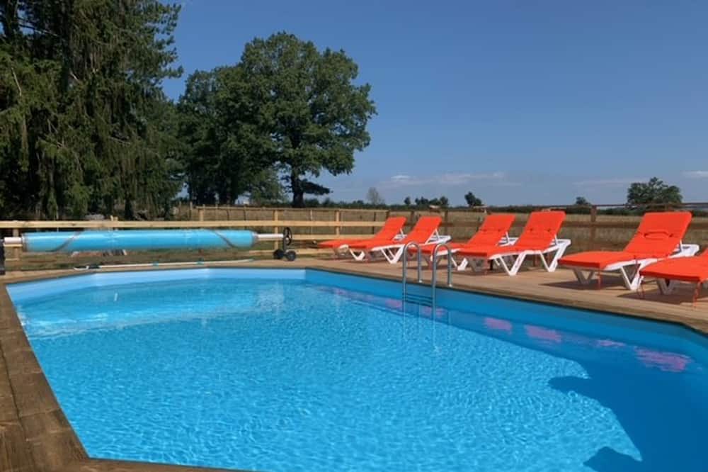 Photo of Outdoor in Marcheseuil