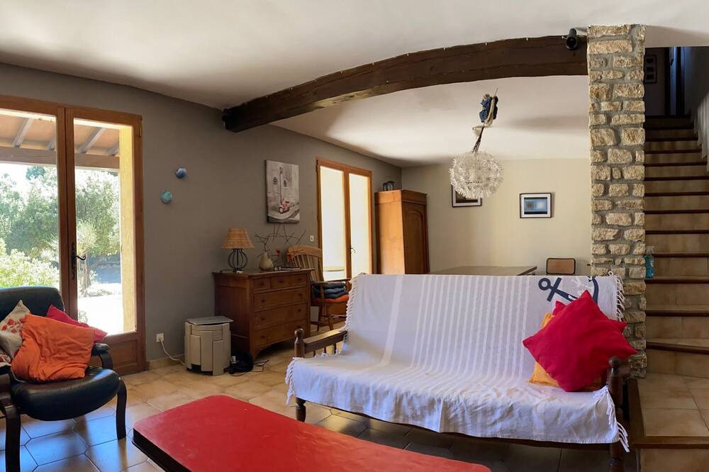 Photo of Bedroom in La Roque-sur-Pernes