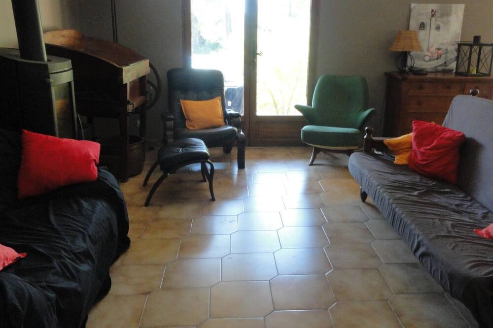 Photo of Livingroom in La Roque-sur-Pernes