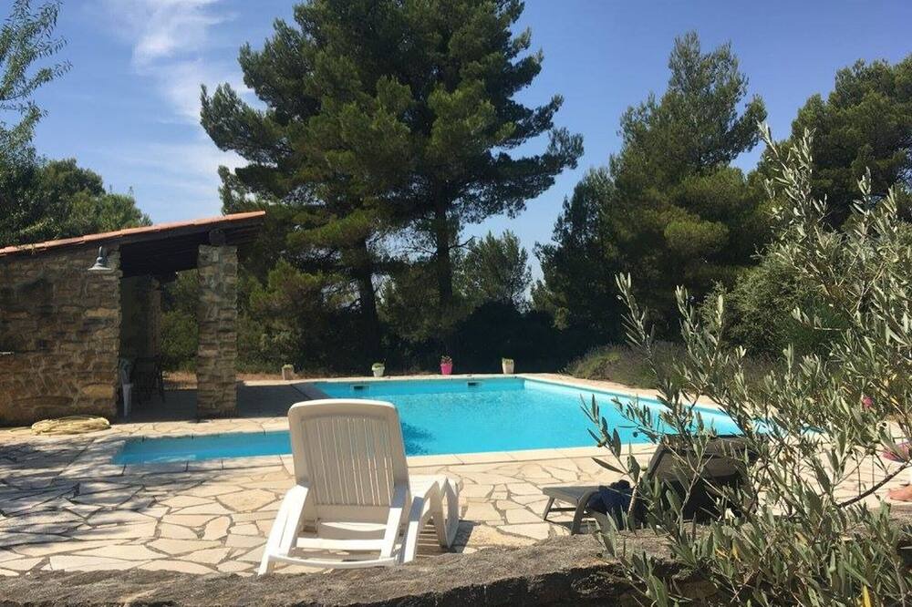 Photo of Outdoor in La Roque-sur-Pernes