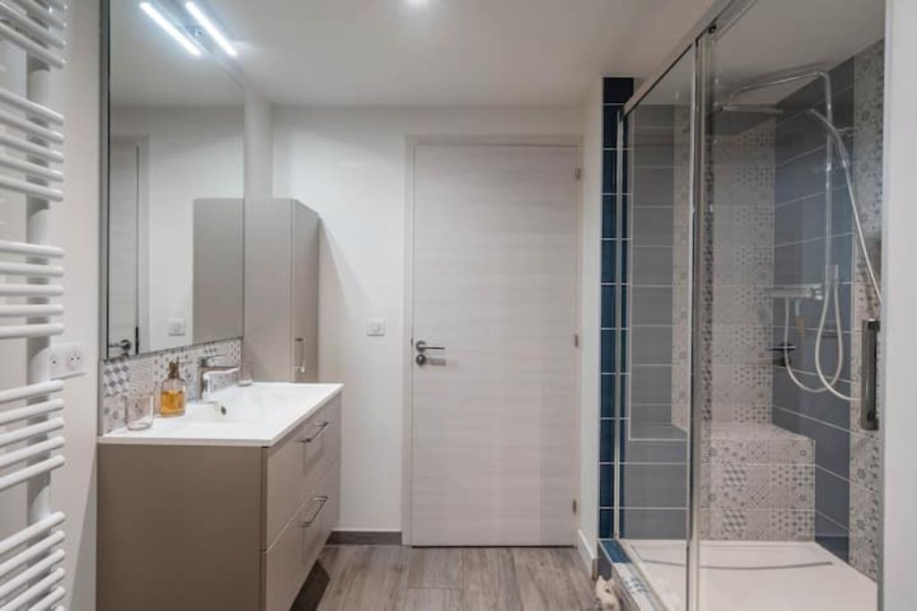 Photo of Bathroom in Lons-le-Saunier