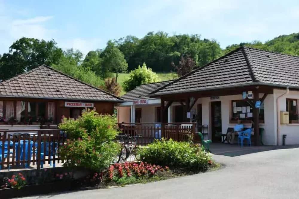 Photo of Outdoor in Huanne-Montmartin