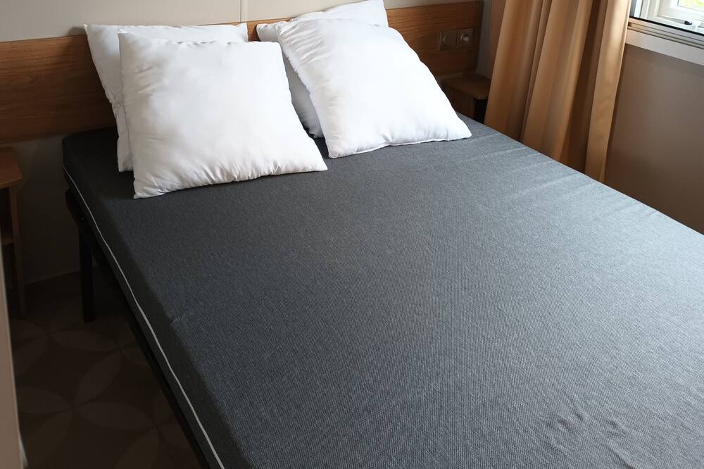 Photo of Bedroom in Condrieu