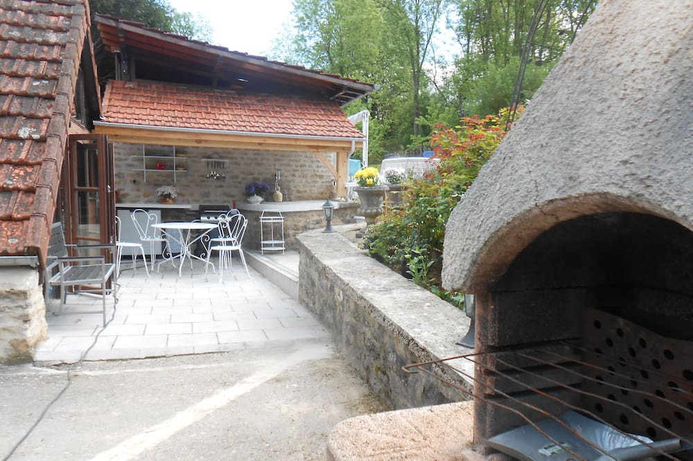 Photo of Outdoor in Saint-Pere