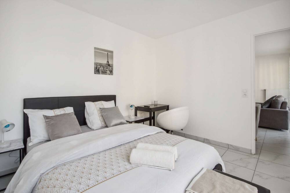 Photo of Bedroom in Ivry-port