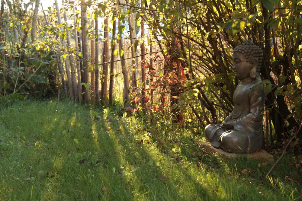 Photo of Outdoor in Saint Usuge