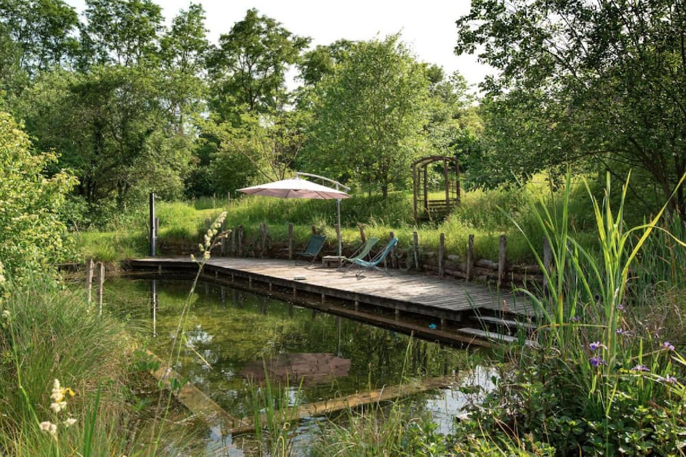 Photo of Outdoor in Saint Usuge