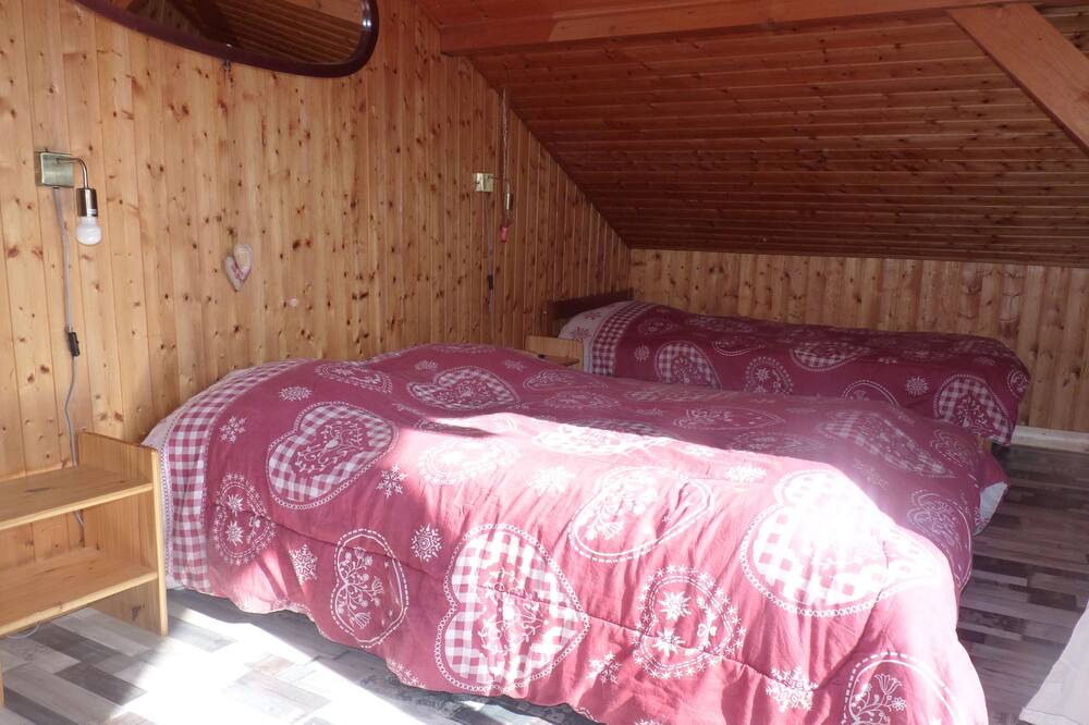 Photo of Bedroom in Hauterive-la-Fresse