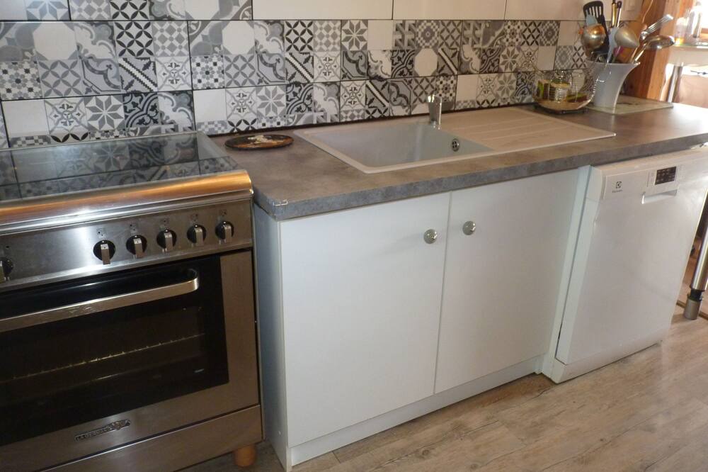 Photo of Kitchen in Hauterive-la-Fresse