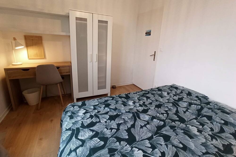Photo of Bedroom in Valence