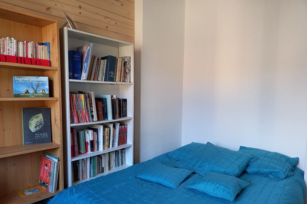Photo of Bedroom in Crest