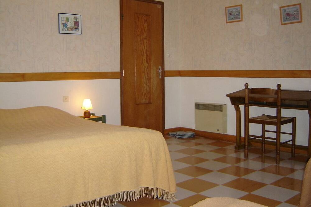 Photo of Bedroom in Belleherbe