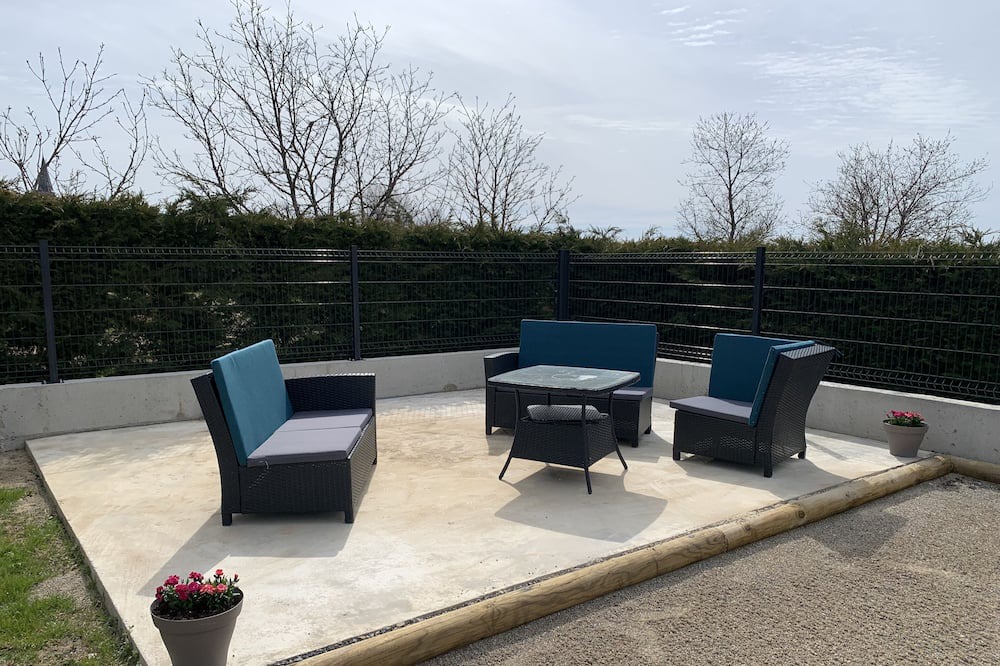 Photo of Outdoor in La Chaze-de-Peyre